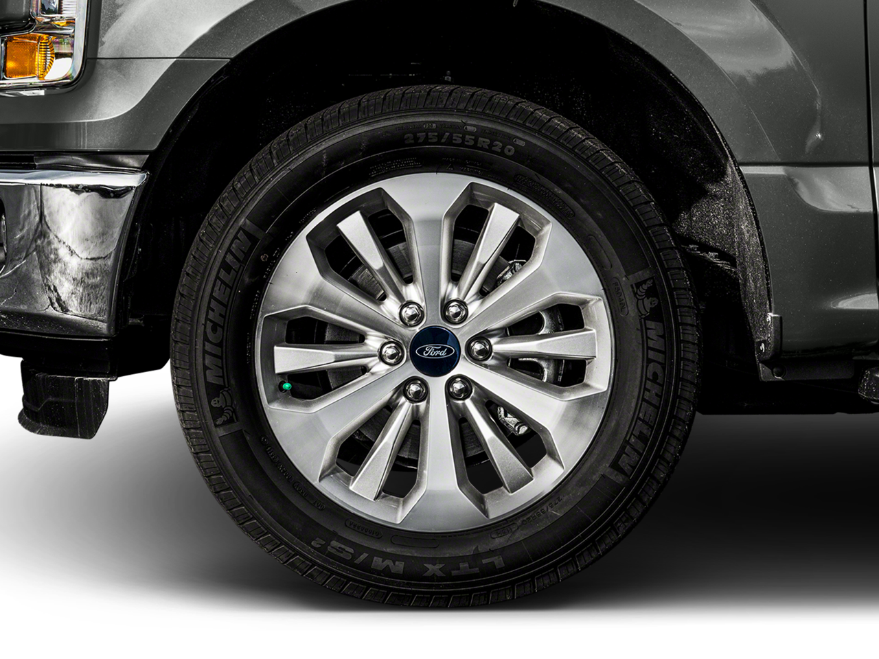 2016 Ford F-150 '4WD SuperCrew 145'' XLT'