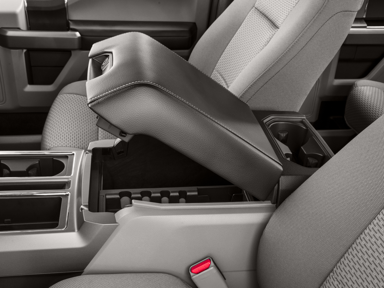 2016 Ford F-150 '4WD SuperCrew 145'' XLT'