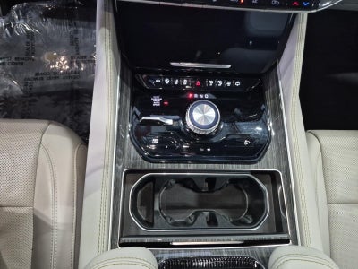 2022 Jeep Wagoneer Series III 4x4