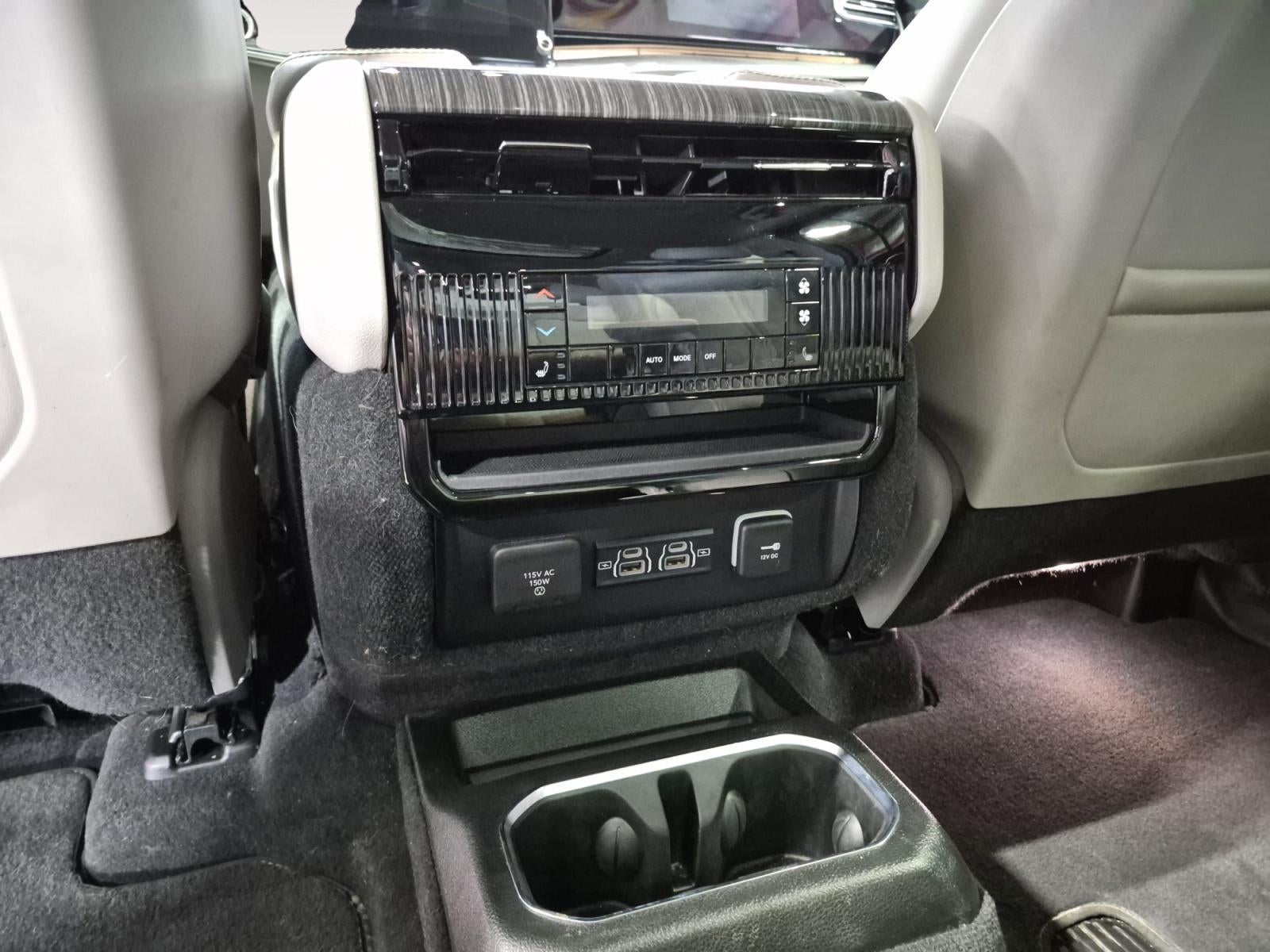 2022 Jeep Wagoneer Series III 4x4