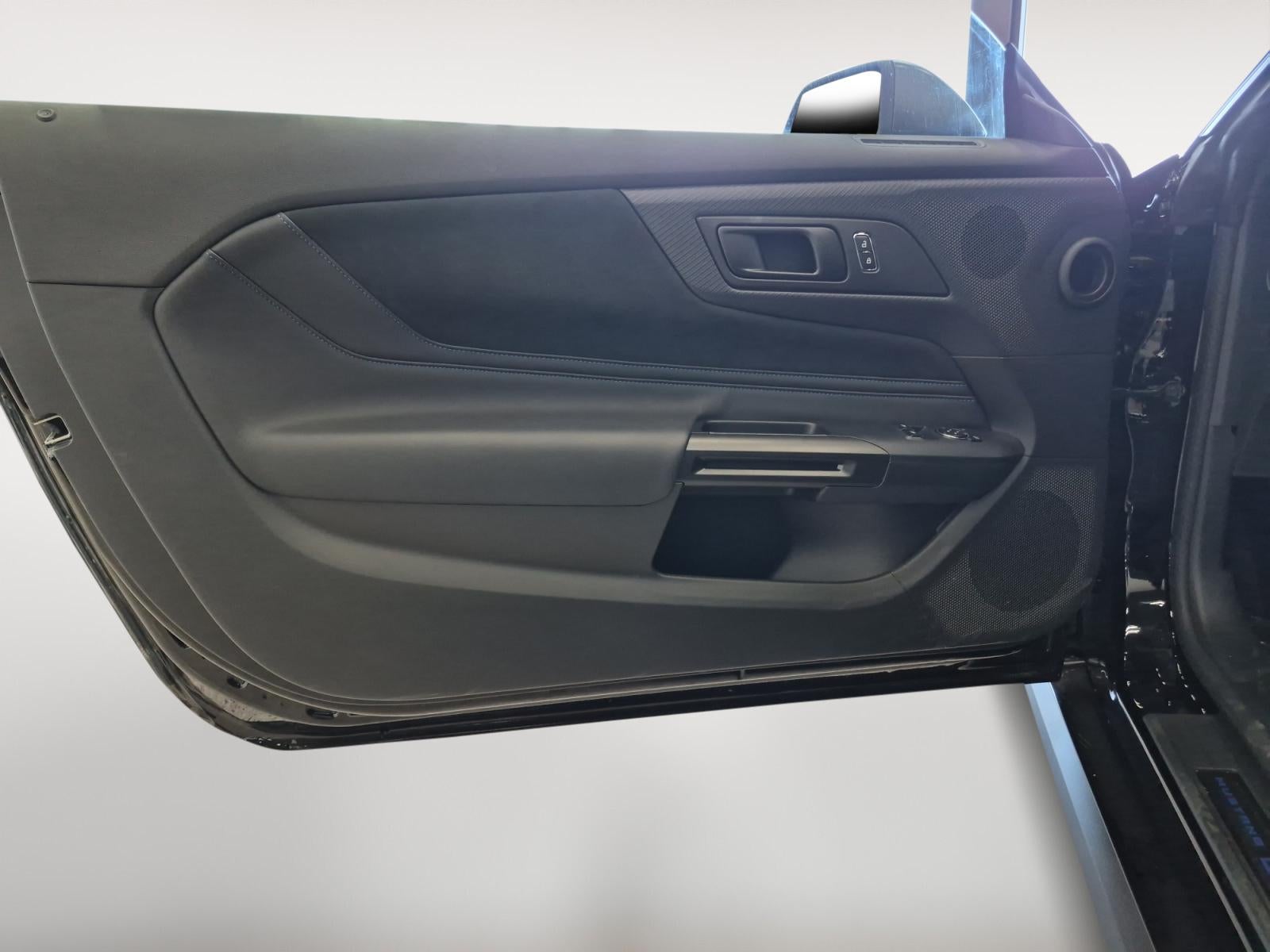 2025 Ford Mustang Dark Horse™ Premium