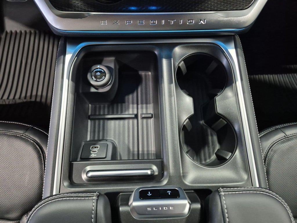 2026 Ford Expedition Max Platinum 4x4