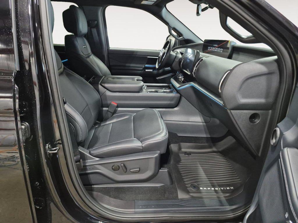 2026 Ford Expedition Max Platinum 4x4