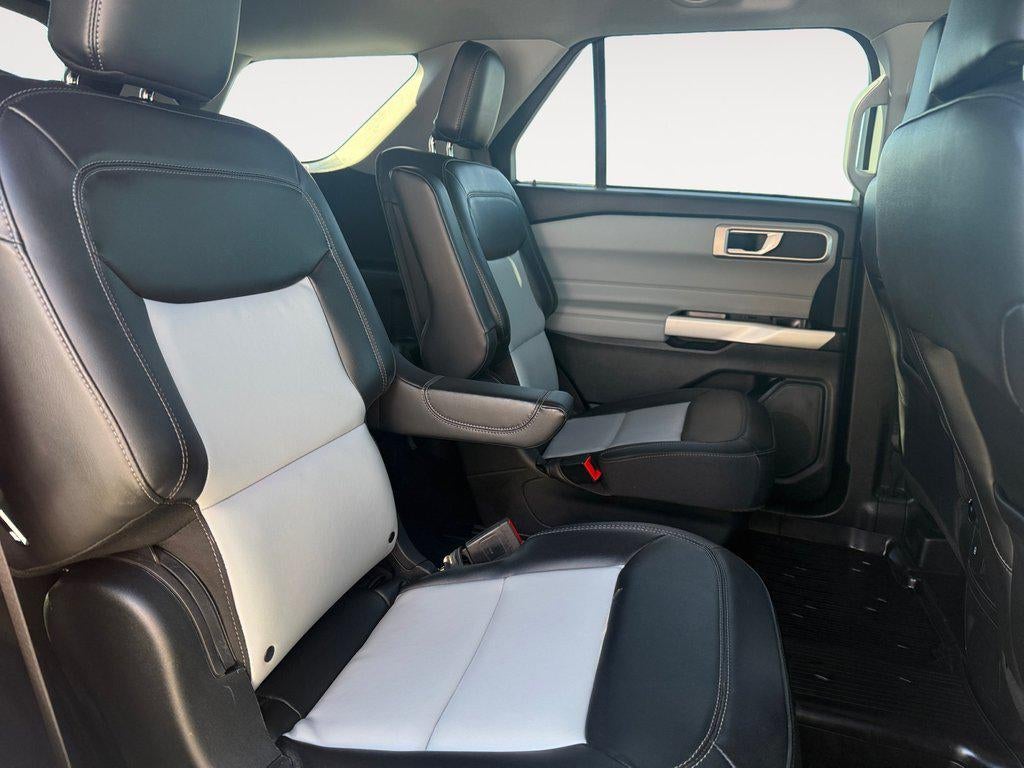 2023 Ford Explorer XLT 4WD