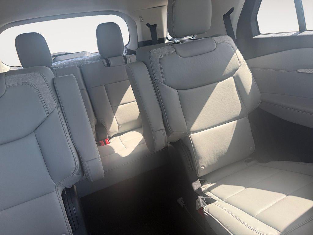 2026 Ford Explorer Active w/100A Pkg 4WD