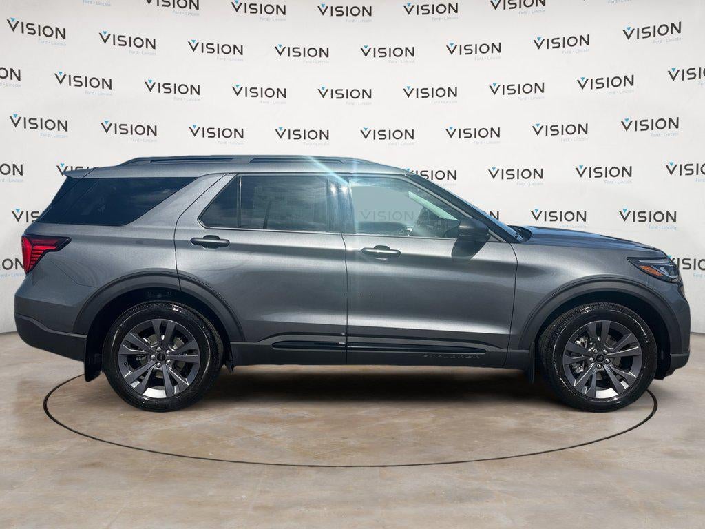 2026 Ford Explorer Active w/100A Pkg 4WD