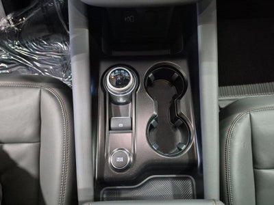 2026 Ford Explorer Active w/100A Pkg 4WD