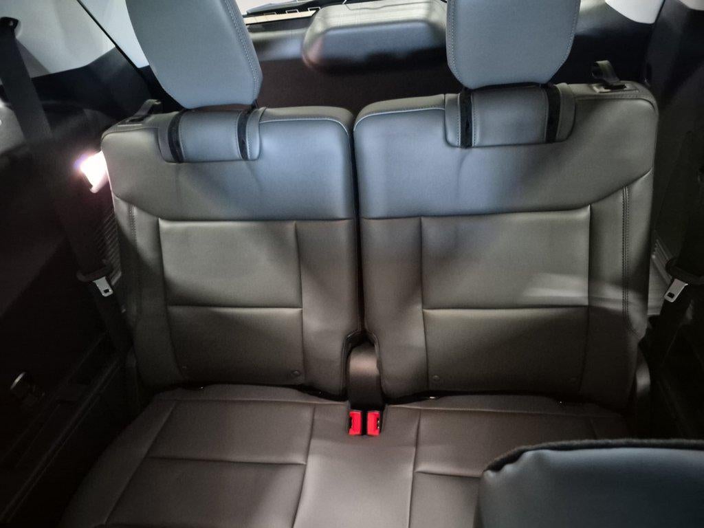 2026 Ford Explorer Active w/100A Pkg 4WD