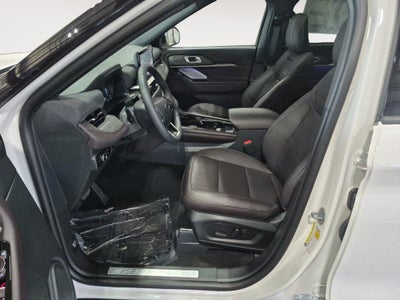 2026 Ford Explorer Platinum 4WD