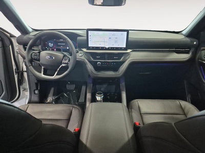 2026 Ford Explorer Platinum 4WD