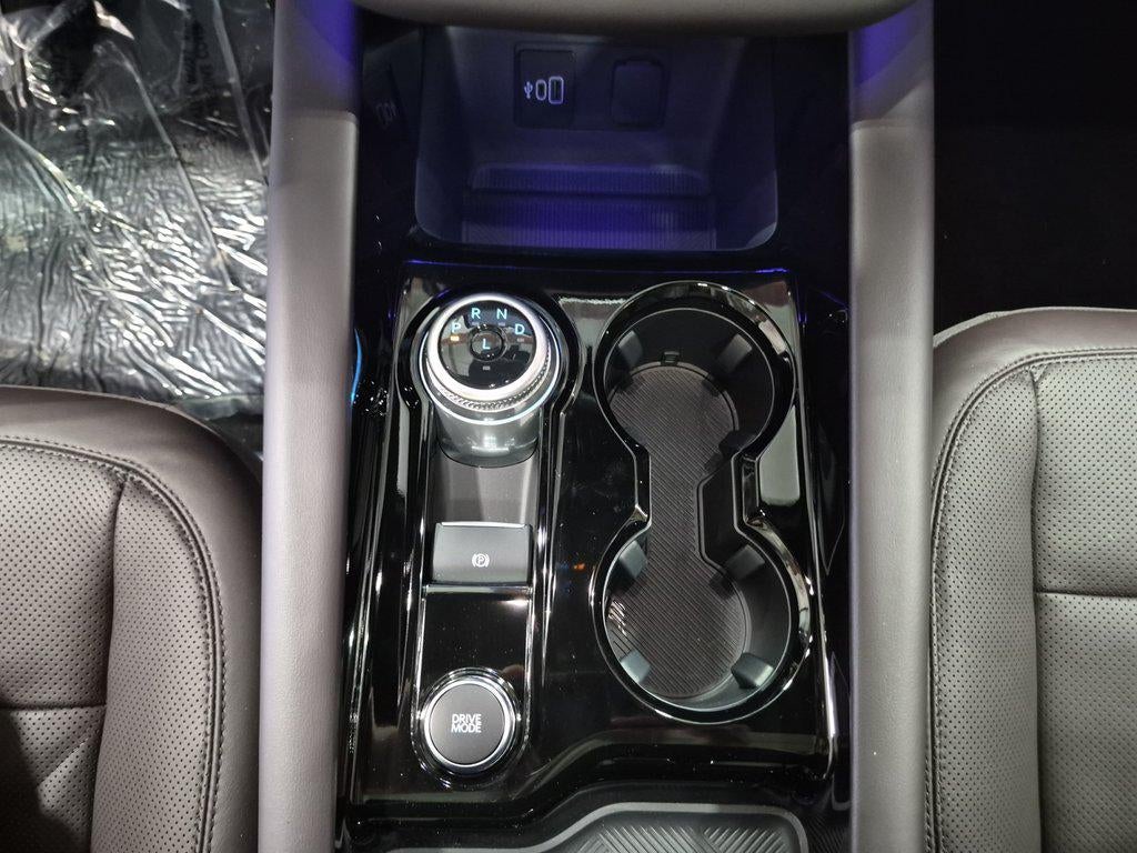 2026 Ford Explorer Platinum 4WD