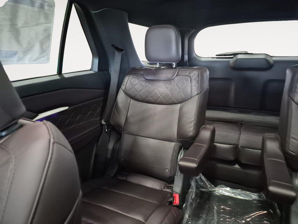2026 Ford Explorer Platinum 4WD