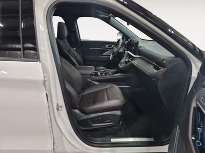 2026 Ford Explorer Platinum 4WD