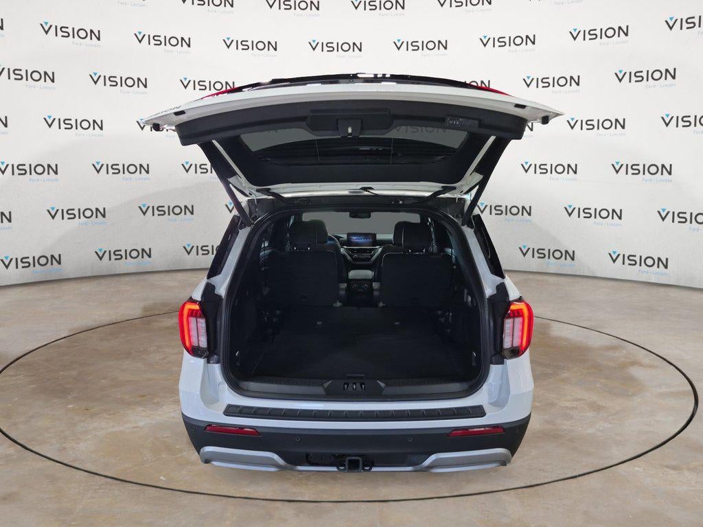 2026 Ford Explorer Platinum 4WD