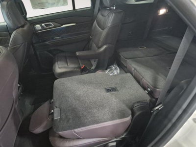 2026 Ford Explorer Platinum 4WD