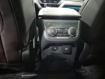 2026 Ford Explorer Platinum 4WD