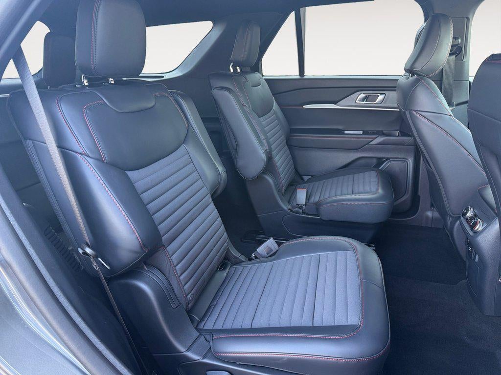 2026 Ford Explorer ST-Line 4WD