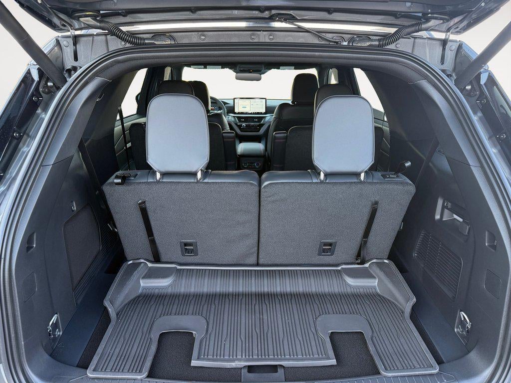 2026 Ford Explorer ST-Line 4WD