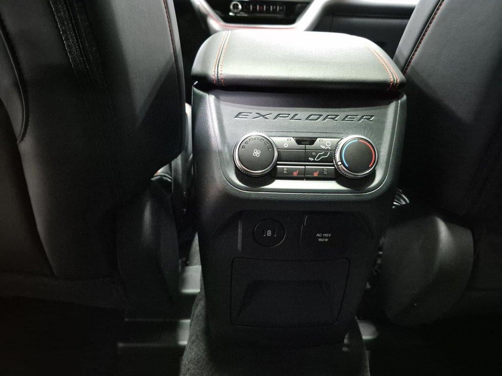 2026 Ford Explorer ST 4WD