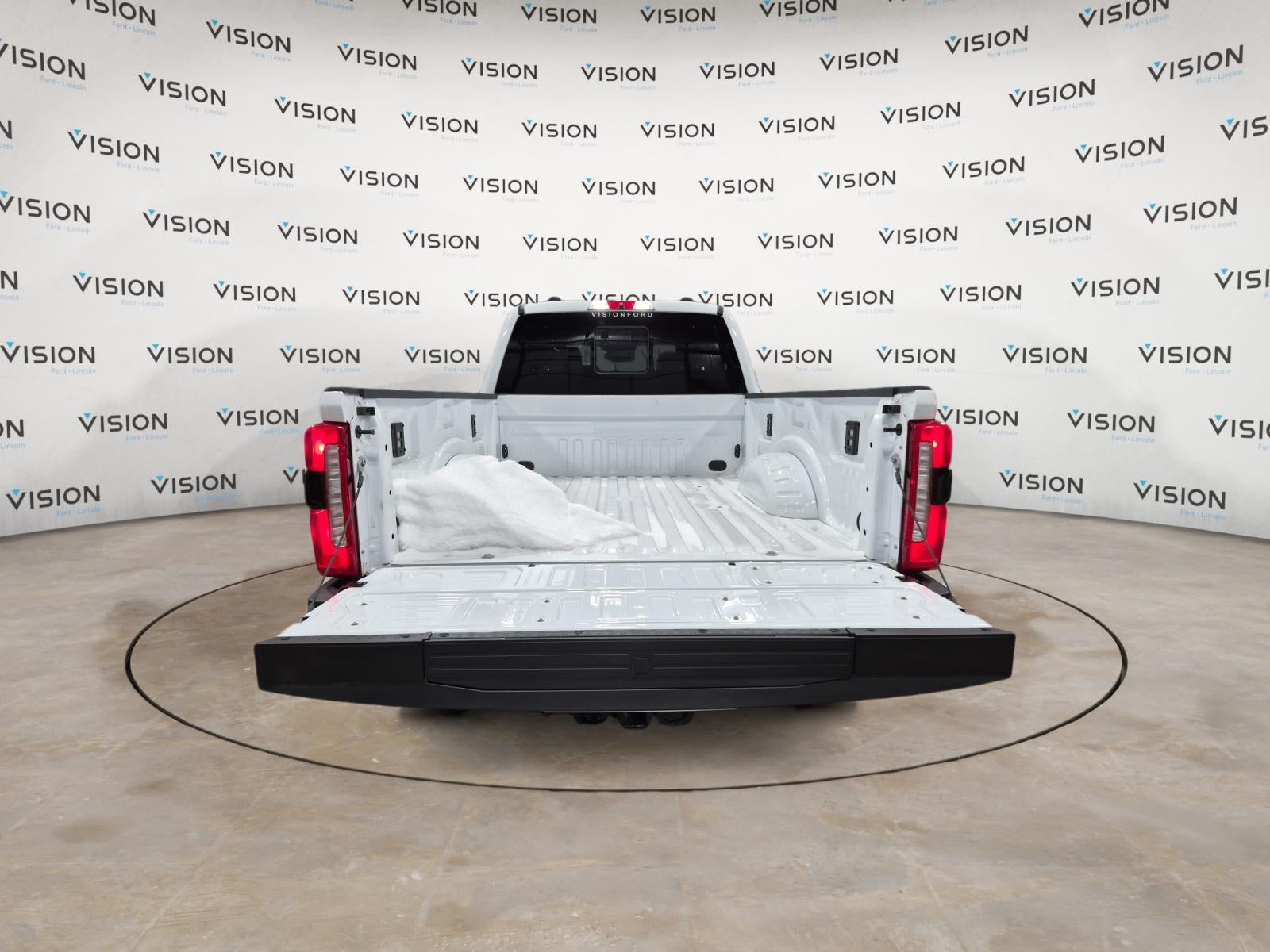 2025 Ford F-350 LARIAT