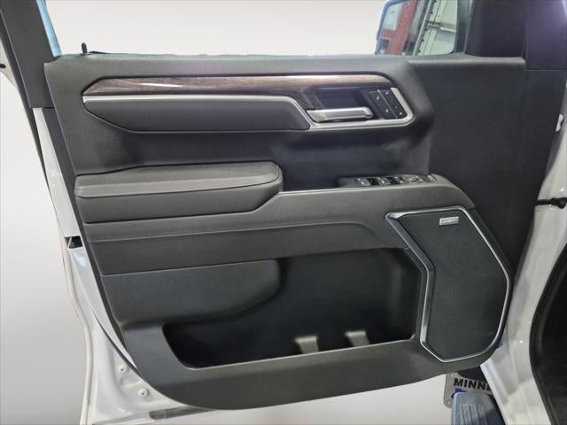 2025 Chevrolet Silverado 1500 4WD Crew Cab Short Bed LTZ