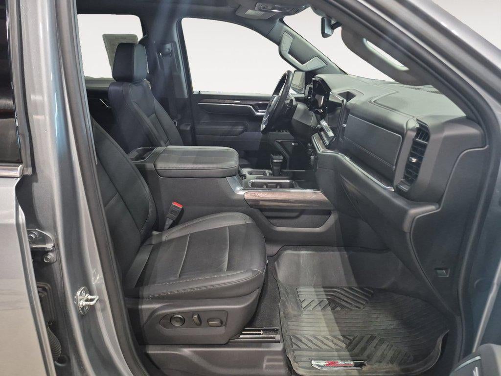 2025 Chevrolet Silverado 1500 '4WD Crew Cab 147'' LTZ'