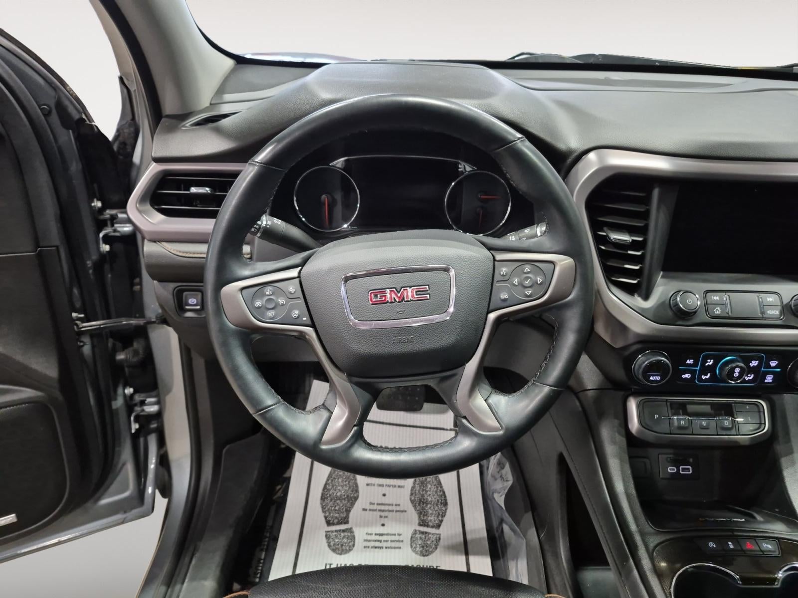 2023 GMC Acadia AWD AT4