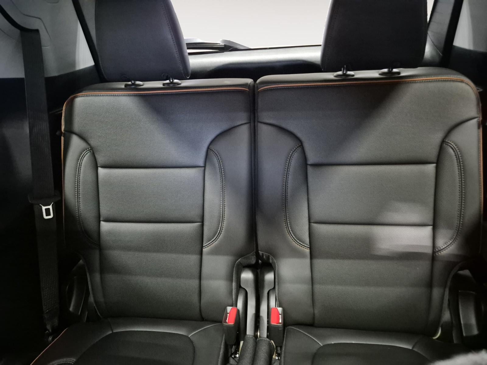 2023 GMC Acadia AWD AT4