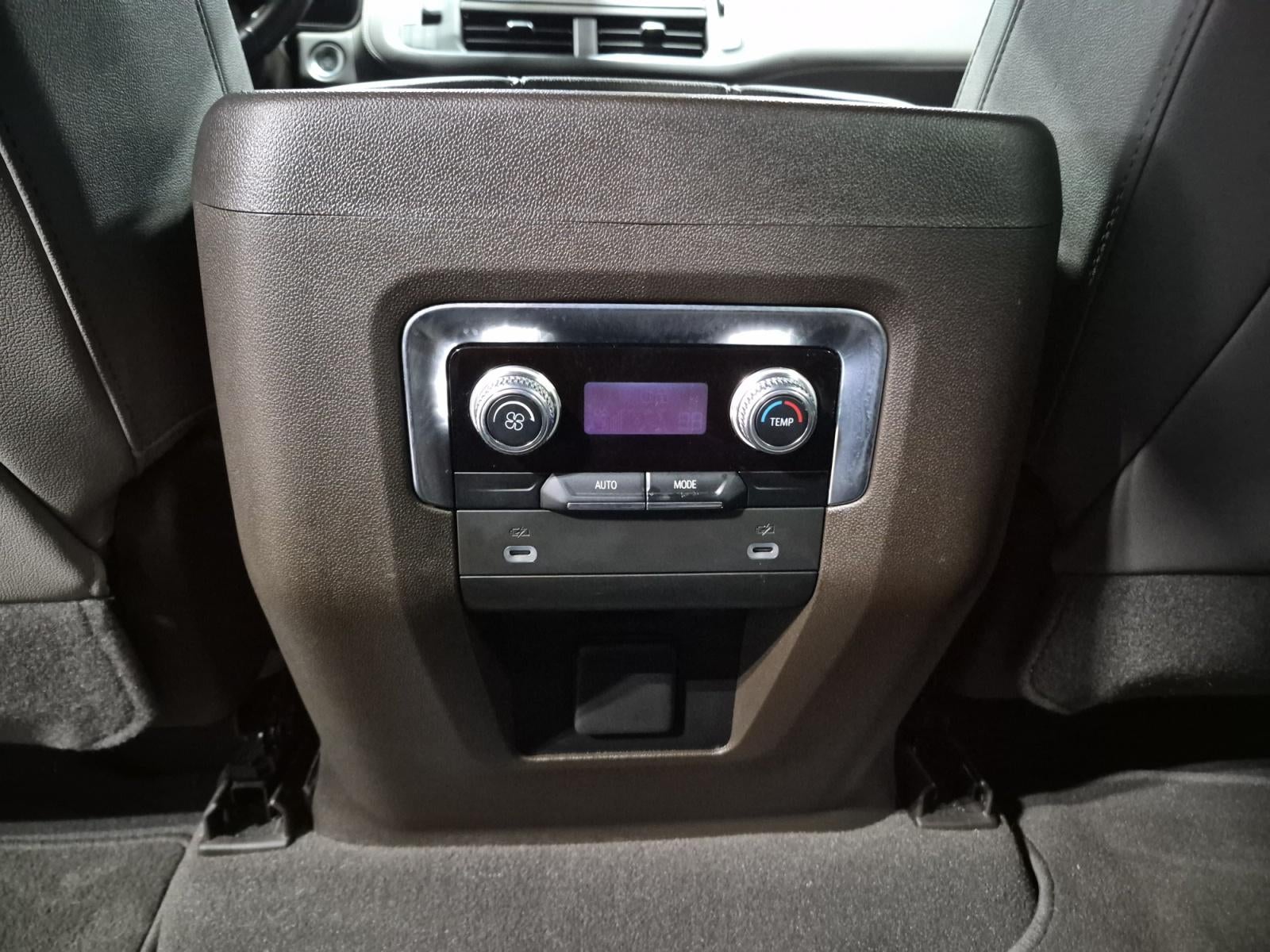 2022 GMC Yukon 4WD SLT