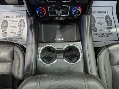 2022 Chevrolet Suburban 4WD RST