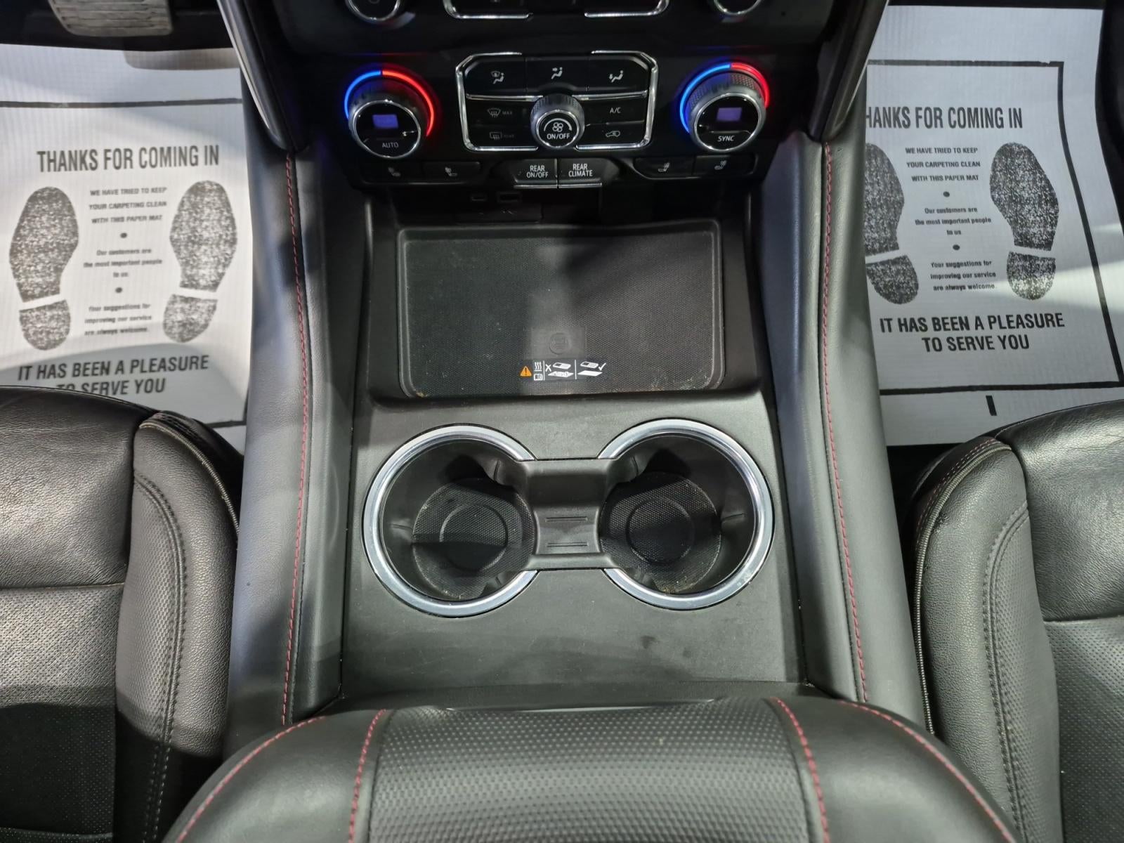 2022 Chevrolet Suburban 4WD RST