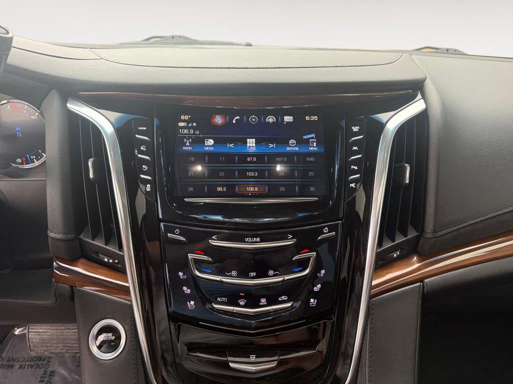 2017 Cadillac Escalade 4WD 4dr Luxury