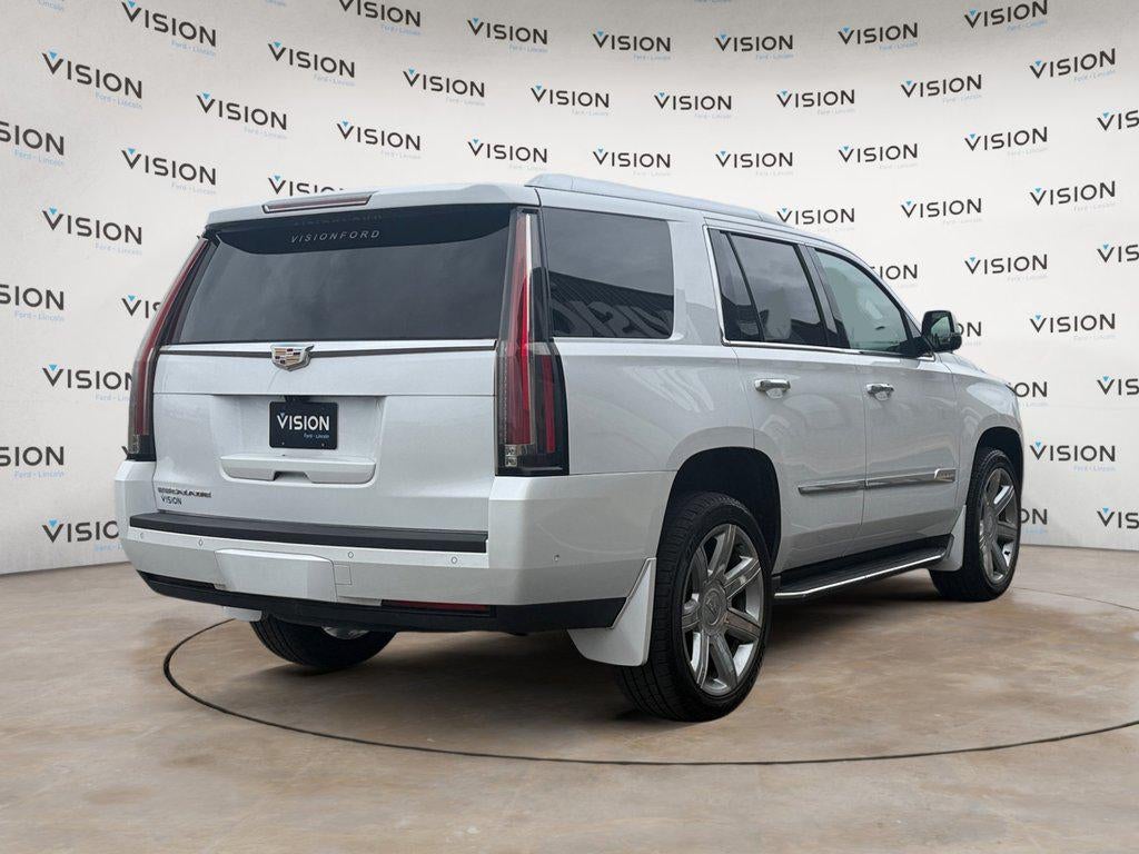 2017 Cadillac Escalade 4WD 4dr Luxury