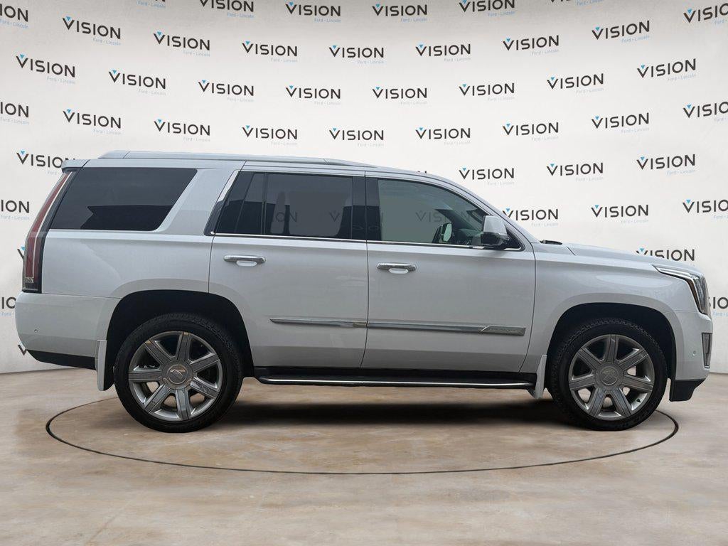2017 Cadillac Escalade 4WD 4dr Luxury