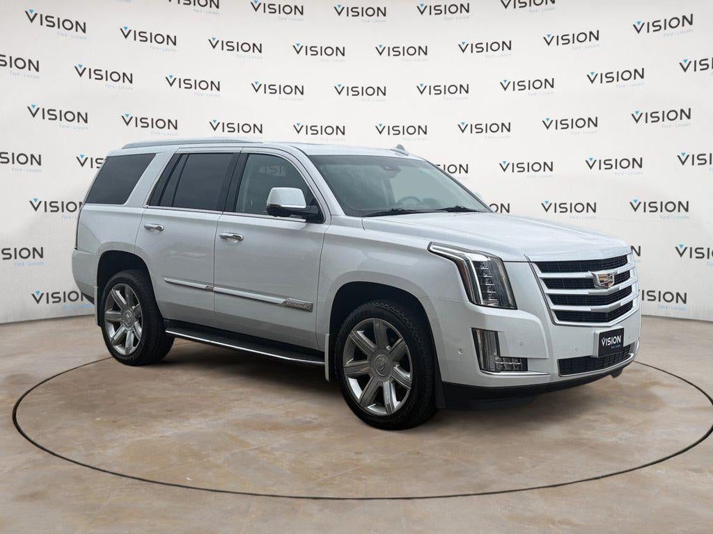 2017 Cadillac Escalade 4WD 4dr Luxury