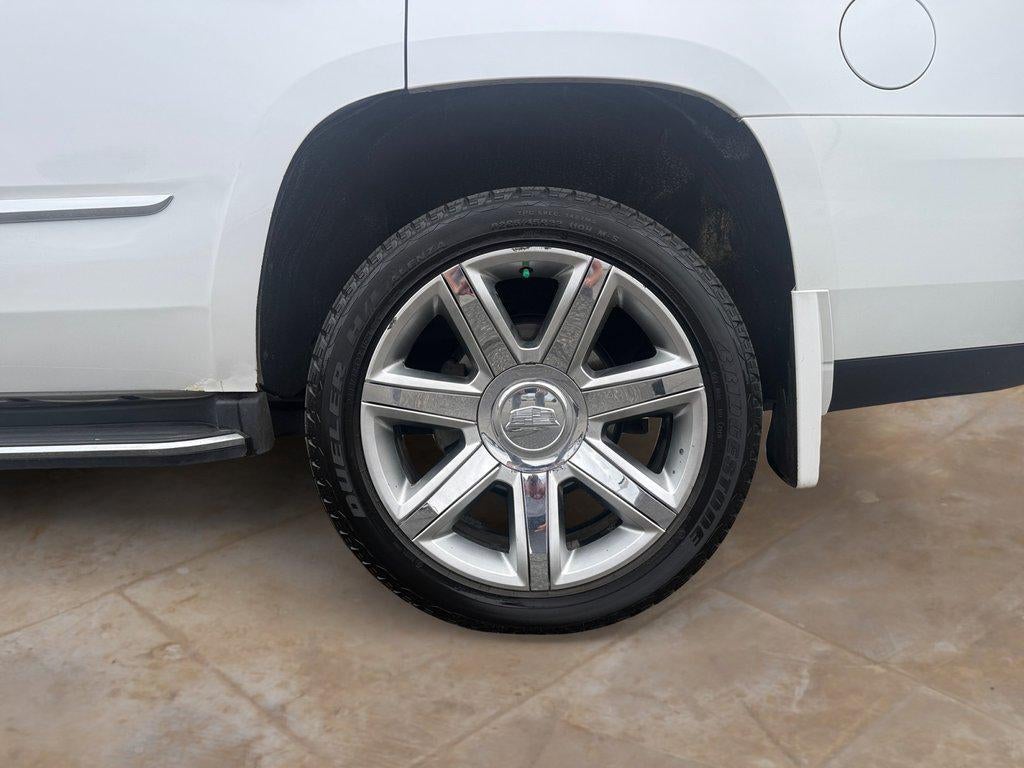 2017 Cadillac Escalade 4WD 4dr Luxury