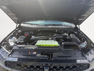 2027 Lincoln Navigator L Reserve 4x4