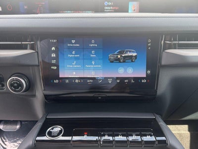 2027 Lincoln Navigator L Reserve 4x4