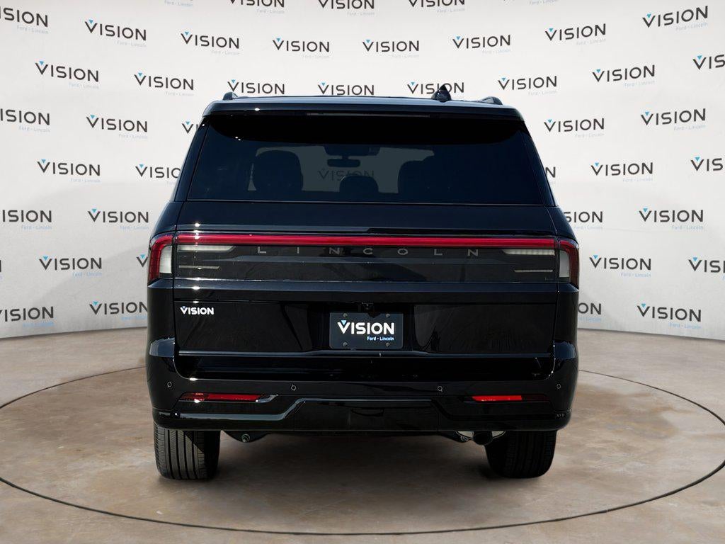 2027 Lincoln Navigator L Reserve 4x4