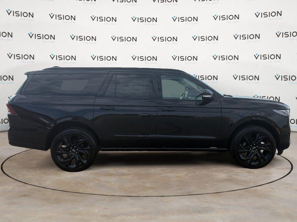 2027 Lincoln Navigator L Reserve 4x4