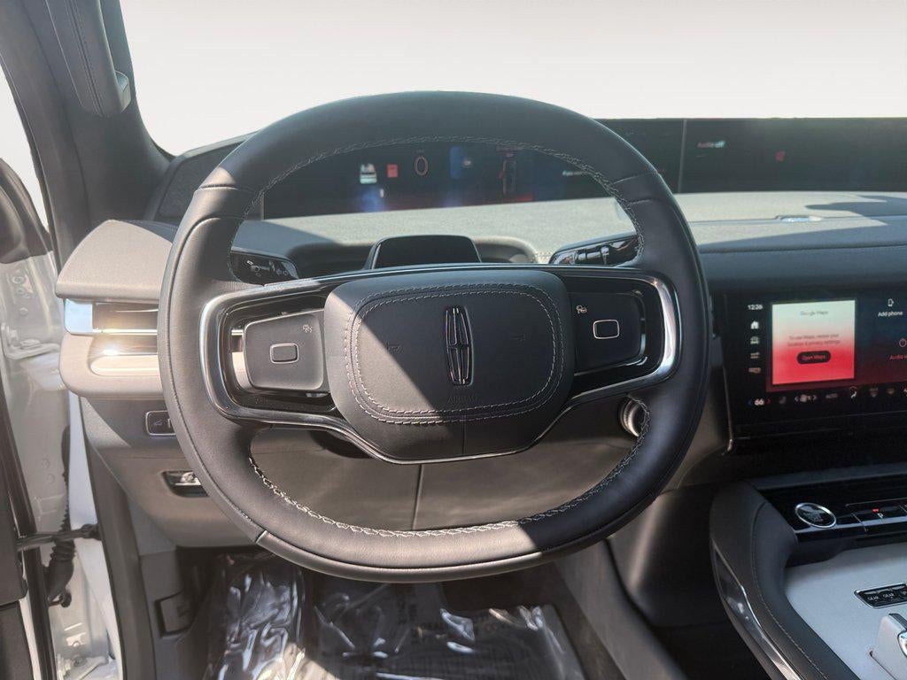 2027 Lincoln Navigator L Reserve 4x4
