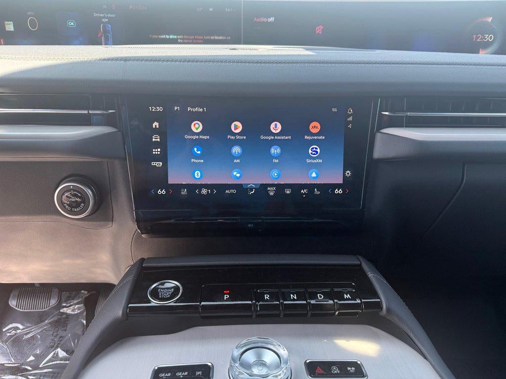 2027 Lincoln Navigator L Reserve 4x4