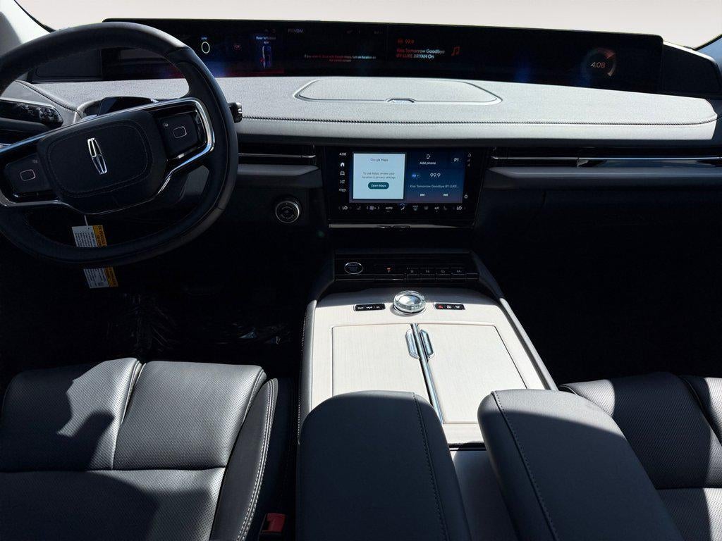 2027 Lincoln Navigator L Premiere 4x2
