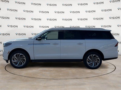 2027 Lincoln Navigator L Premiere 4x2