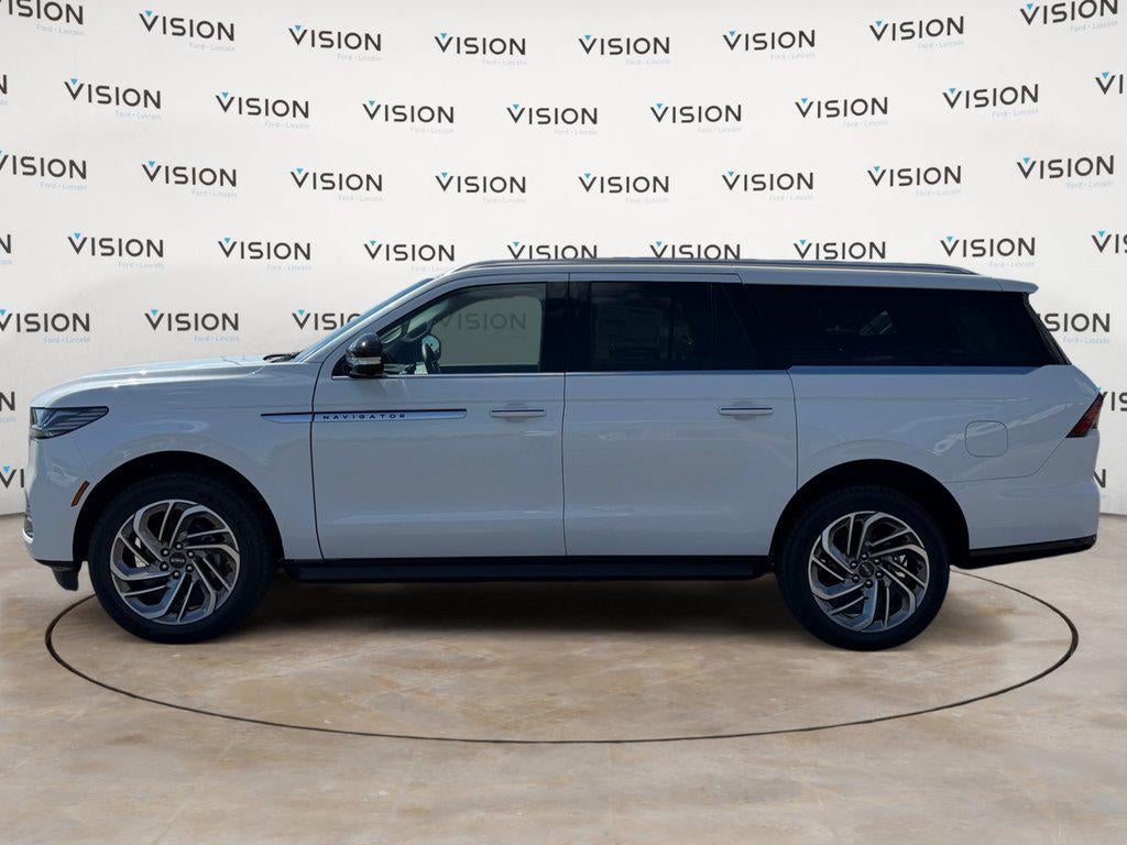 2027 Lincoln Navigator L Premiere 4x2