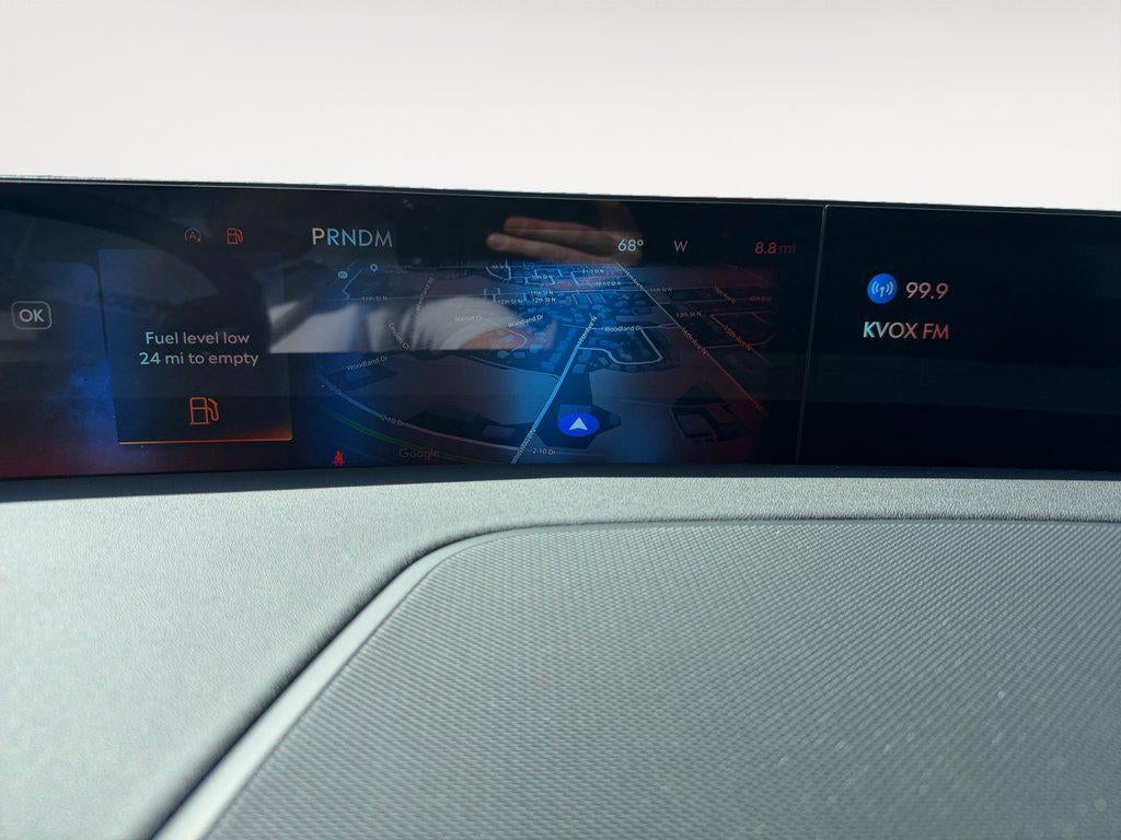 2027 Lincoln Navigator L Premiere 4x2