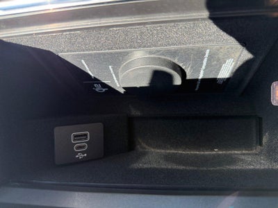 2027 Lincoln Navigator L Premiere 4x2