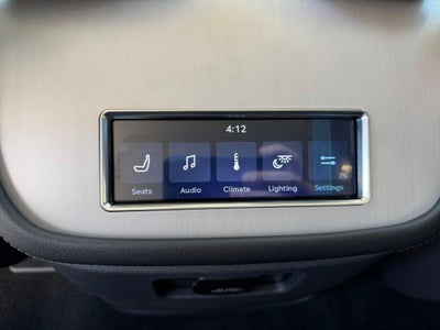 2027 Lincoln Navigator L Premiere 4x2