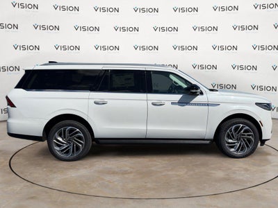 2027 Lincoln Navigator L Premiere 4x2
