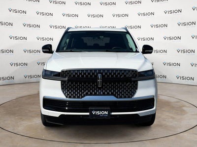 2027 Lincoln Navigator L Premiere 4x2